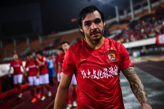 lol live-欧冠转会期再迎强敌，萨克拉门托国王官宣签约，主帅态度——管理层满意，球队文化再被提及的简单介绍